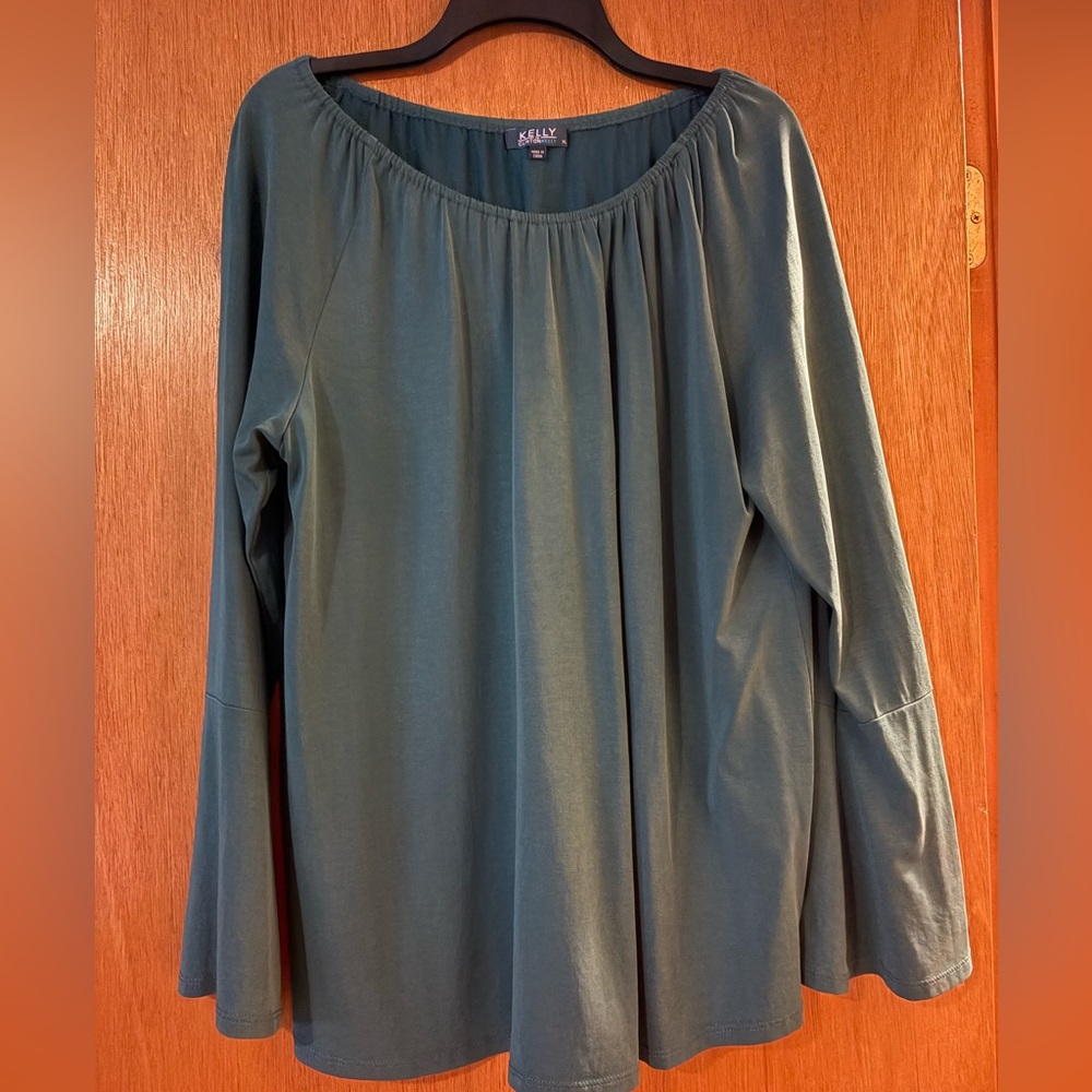 Clinton Kelly Green Women's Top XL 🐸